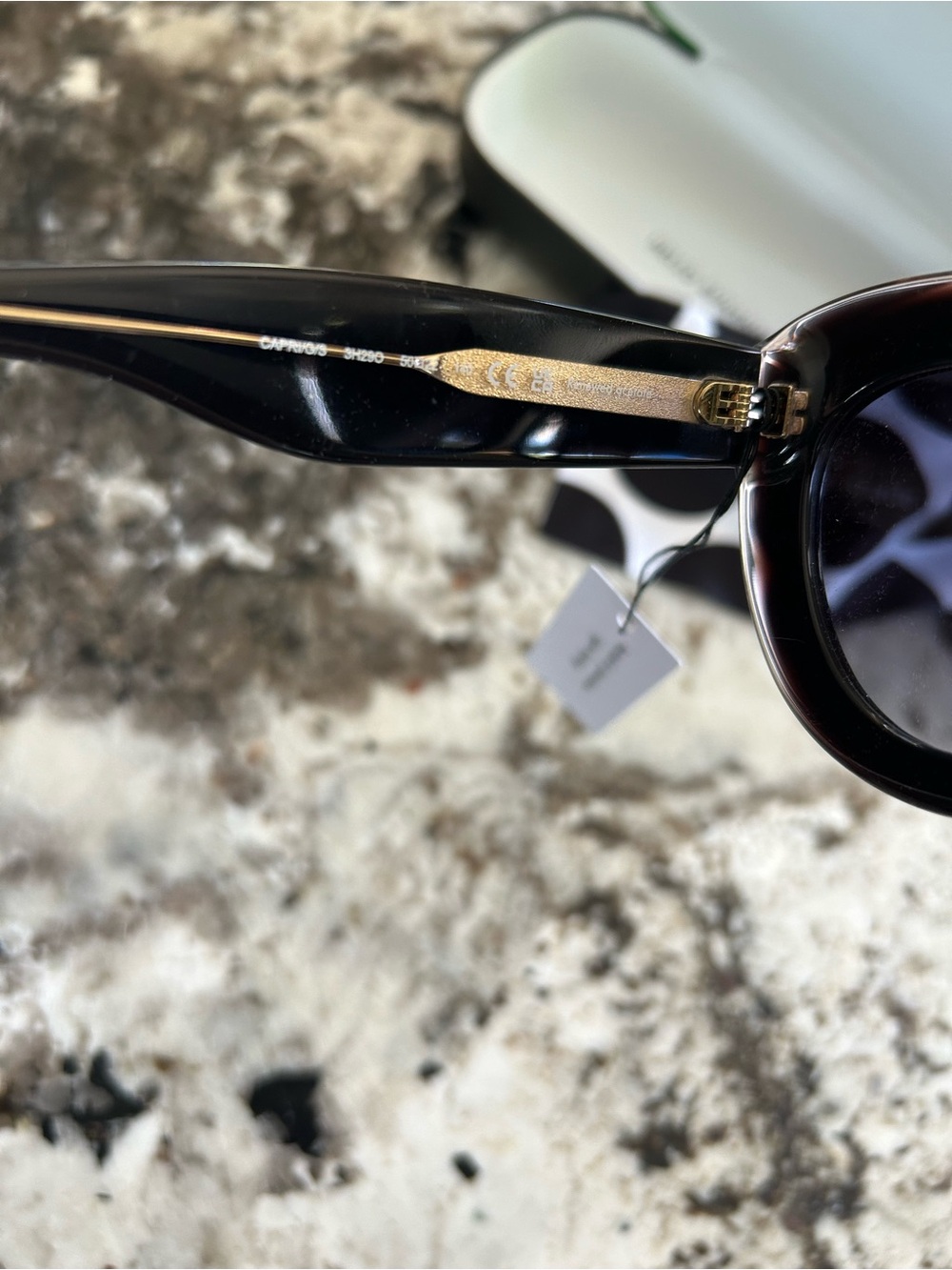 kate spade Black Cat-Eye Sunglasses with Green-Trim Case. Brand new, never worn! - Picture 6 of 9